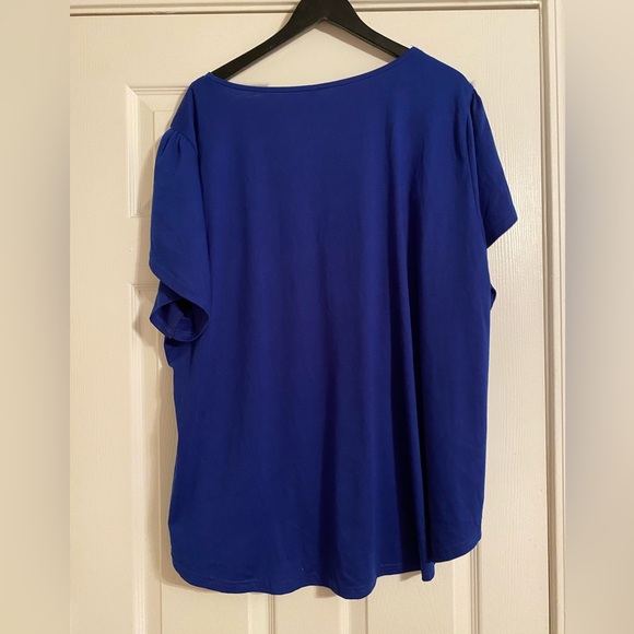 Vislily. Women’s. Blue Short Bell Sleeve. NWT. Size 5X. Pullover. - Picture 2 of 5
